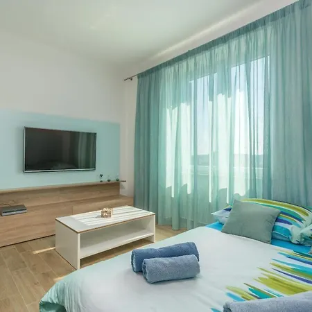Apartmani Nena I Ilka Pula Exterior photo